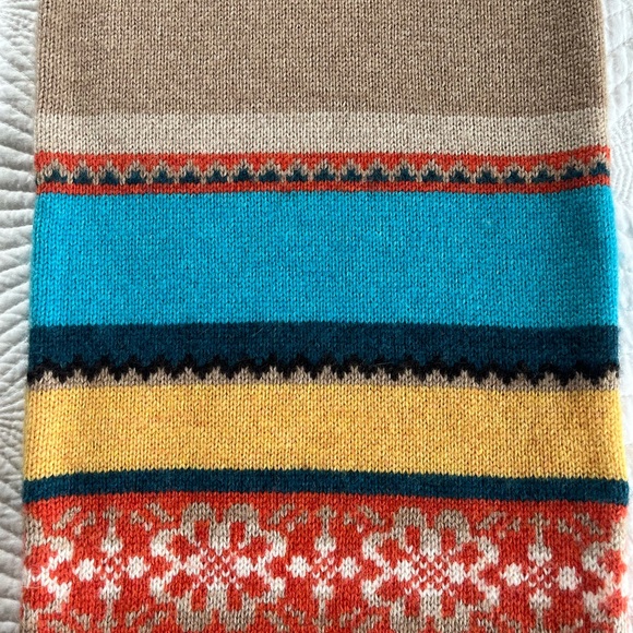 Escada sport, winter scarf, camel, sporty yet sophisticated, like new - Picture 3 of 6